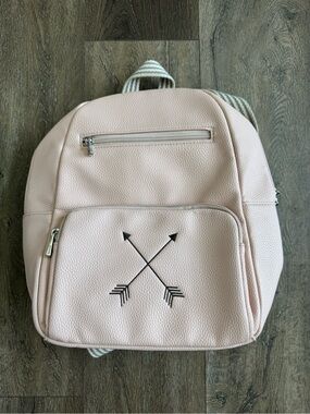 Thirty-One/Jewell Boutique Backpack in soft pink pebble leather